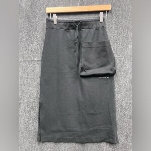 Nike Women’s Tech Pack Skirt Size Small